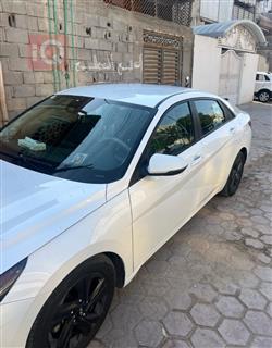 هیوندای ئەلەنترا